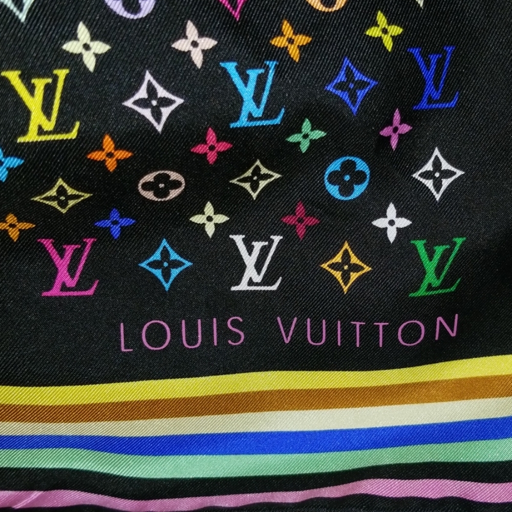 Louis Vuitton Multicolor square 70x70 Noir - Picture 3 of 7